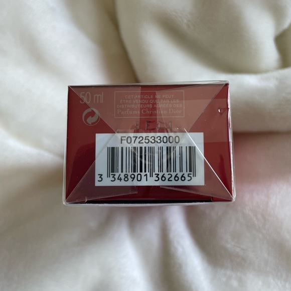 Dior One Essential Super Serum - Picture 3 of 4